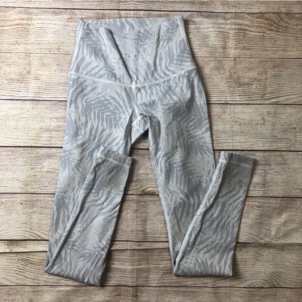 Lululemon Wunder Under‎ Pant (Hi-Rise) - Palm Camo White Nimbus
